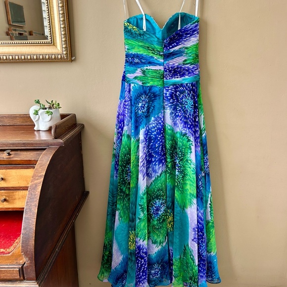 Tony Bowls Paris Watercolor Sequin Rhinestone Strapless Gown Prom Dress Size 2 - Picture 5 of 14